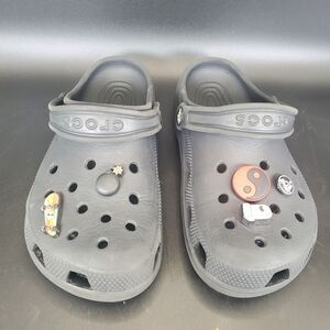 Crocs Kids Juvenile 3 Black Classic Clogs With Charms Lightweight Shoes